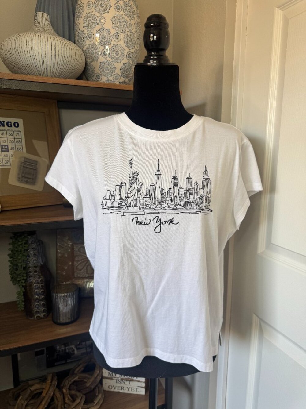 Cactus & Pearl White & Black Embroidered New York T-Shirt - Size S